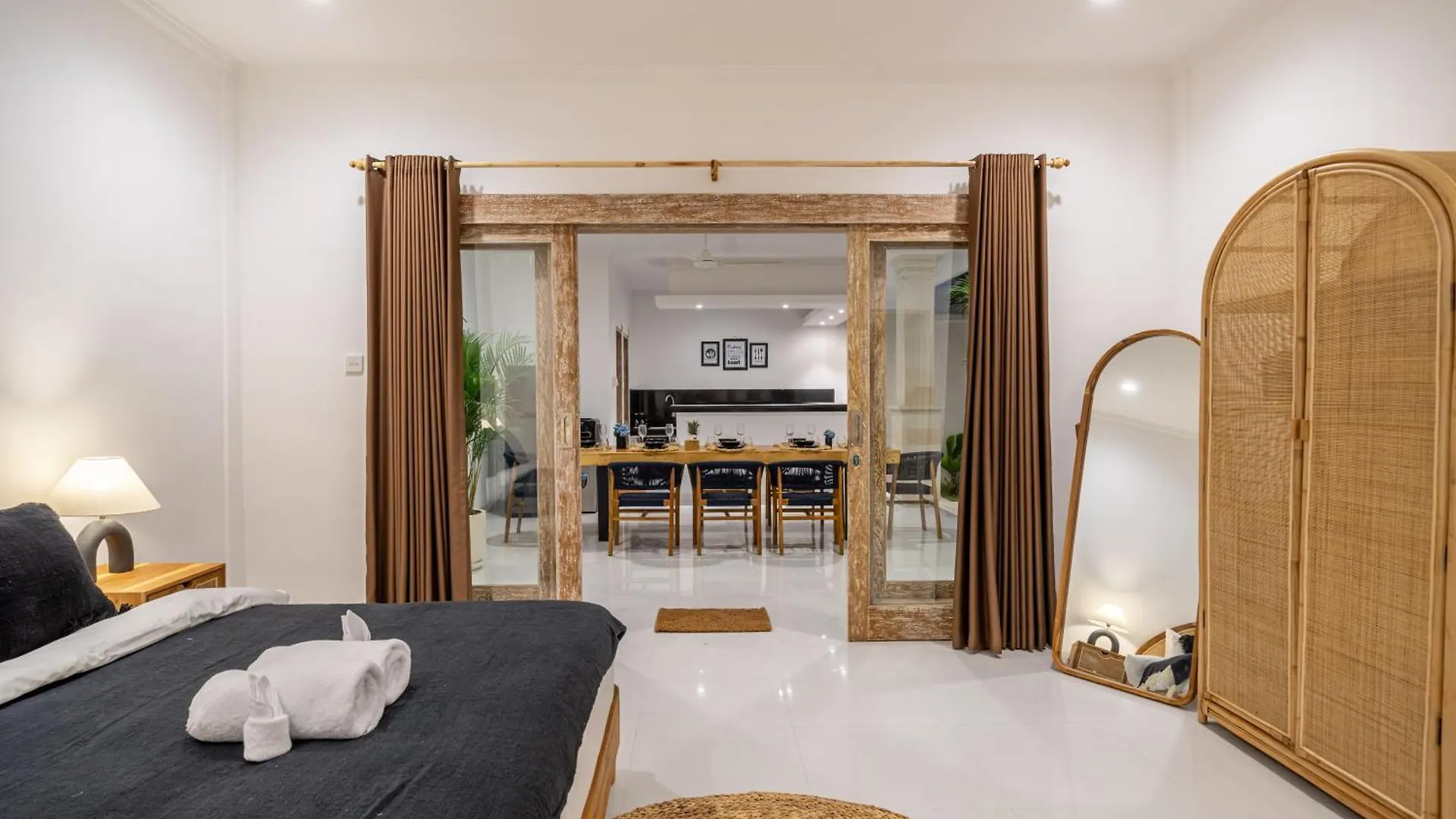 Semera - Luxury Brand New Villa With A Spacious Pool In The Prime Location Kerobokan